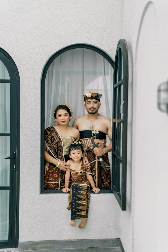 Contoh Undangan Melaspas, Mresigana, Mendem Pedanggingan lan Meoton Kepasih