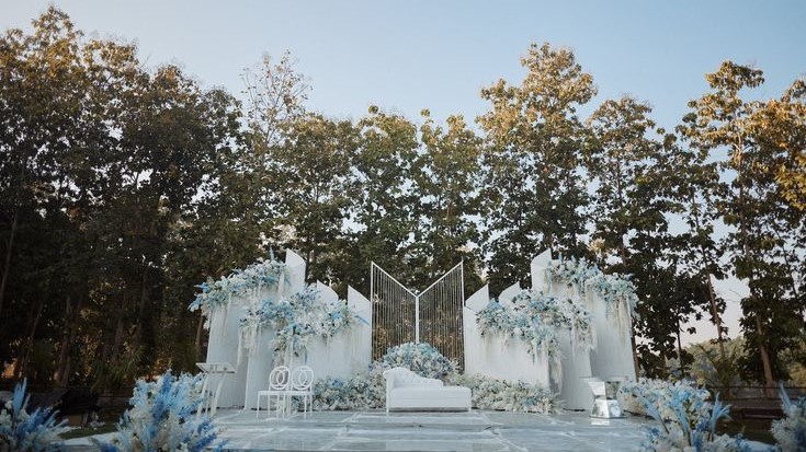 Undangan Digital untuk Resepsi Outdoor: Tips & Ide